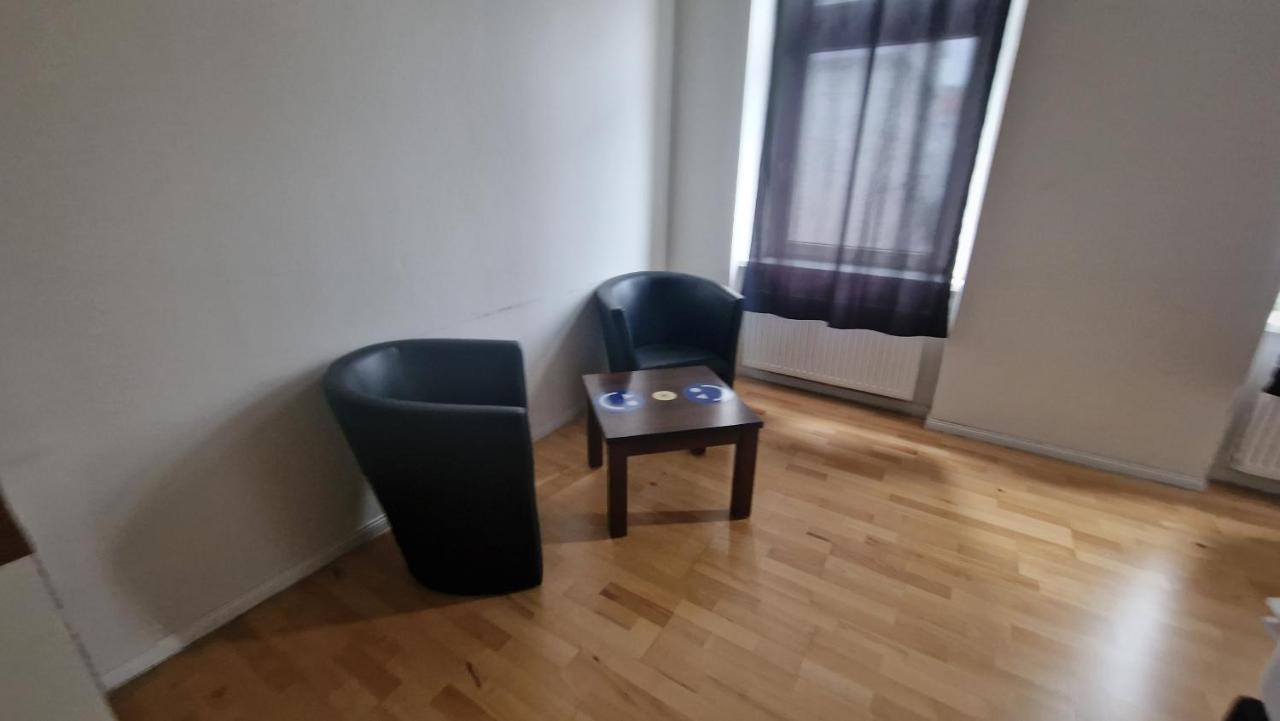 Treasure Home Apartments Wina Bagian luar foto