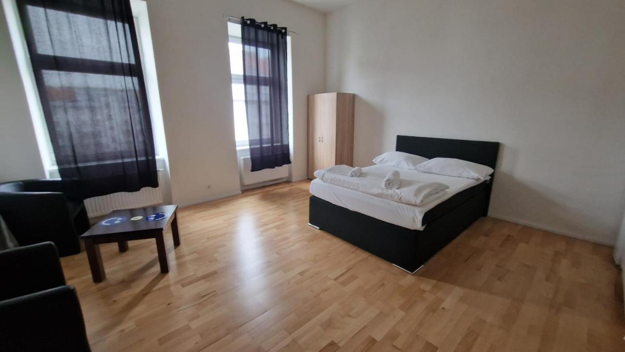 Treasure Home Apartments Wina Bagian luar foto