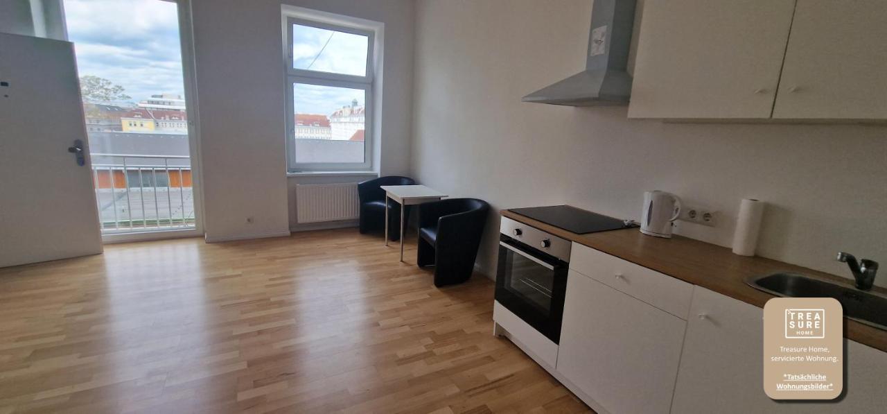 Treasure Home Apartments Wina Bagian luar foto