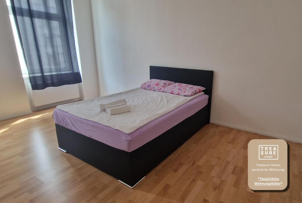 Treasure Home Apartments Wina Bagian luar foto